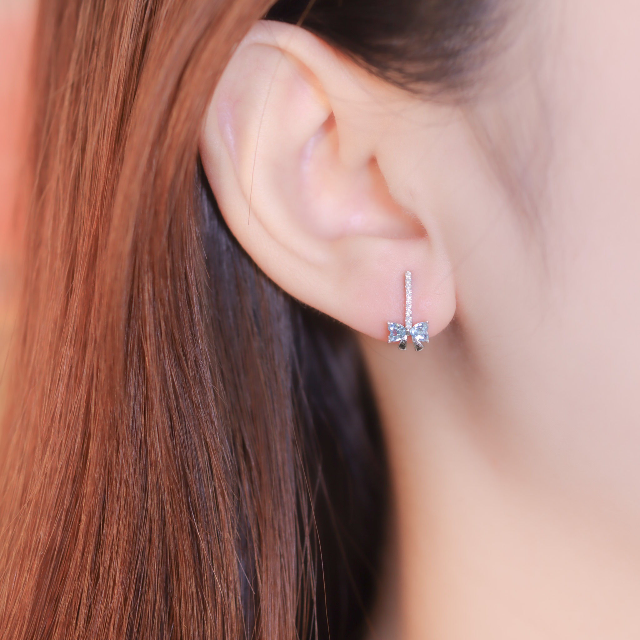 | 925純銀・白金 | 蝴蝶結降臨耳環 | EA0823 |