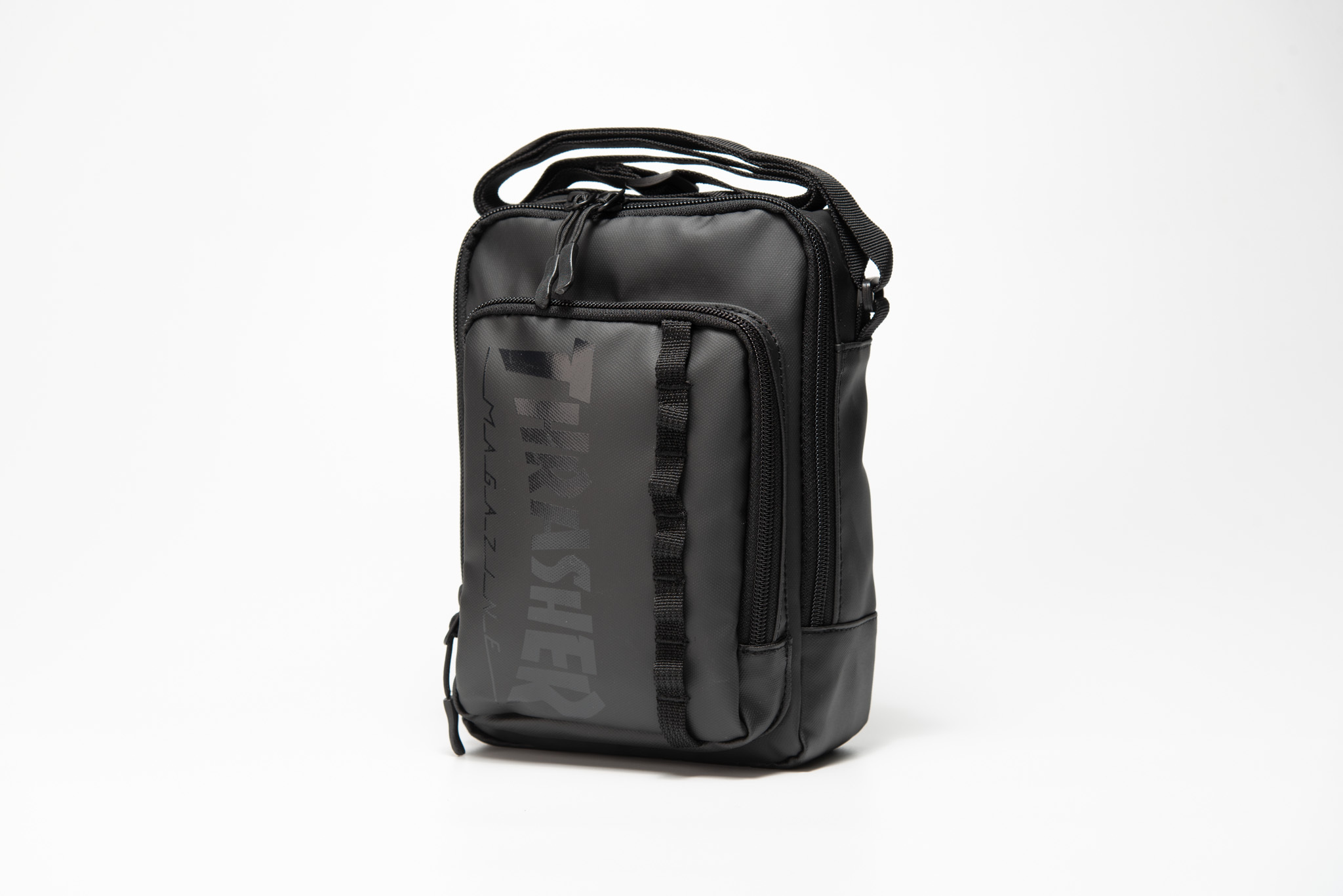 THRASHER  SHOULDER BAG 肩背包
