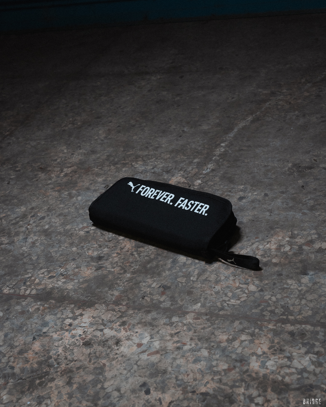 『露營、釣魚、排隊、野餐必備』Puma 多功能摺疊椅