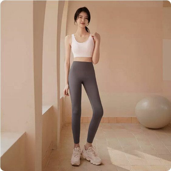 熱推夏季瑜伽服套裝（白色+防尷尬瑜伽褲灰）【尺碼：S-2XL碼】【下單後請聯絡客服確認發貨尺碼】