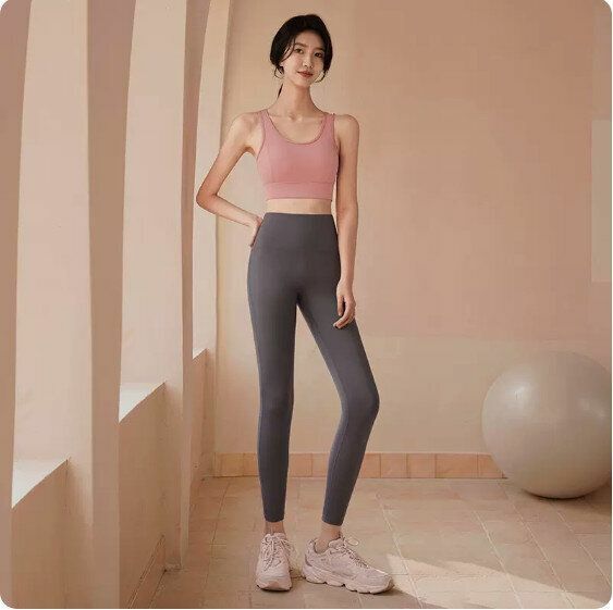 熱推夏季瑜伽服套裝（粉色+防尷尬瑜伽褲灰）【尺碼：S-2XL碼】【下單後請聯絡客服確認發貨尺碼】
