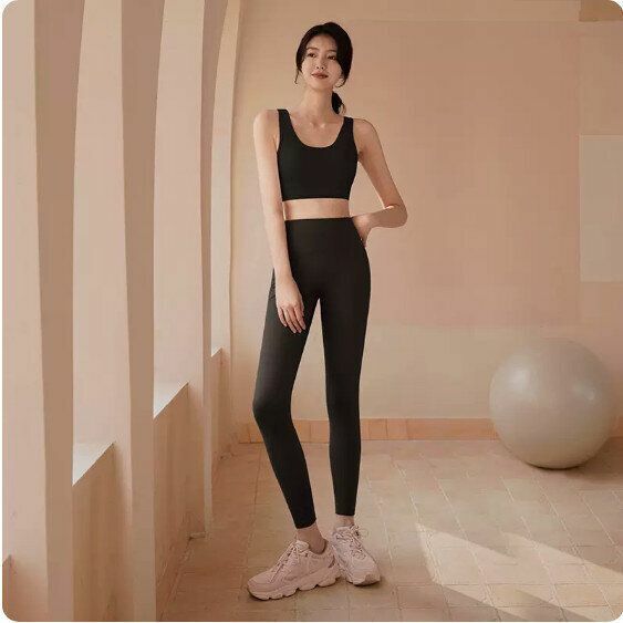 熱推夏季瑜伽服套裝（黑色+防尷尬瑜伽褲黑）【尺碼：S-2XL碼】【下單後請聯絡客服確認發貨尺碼】