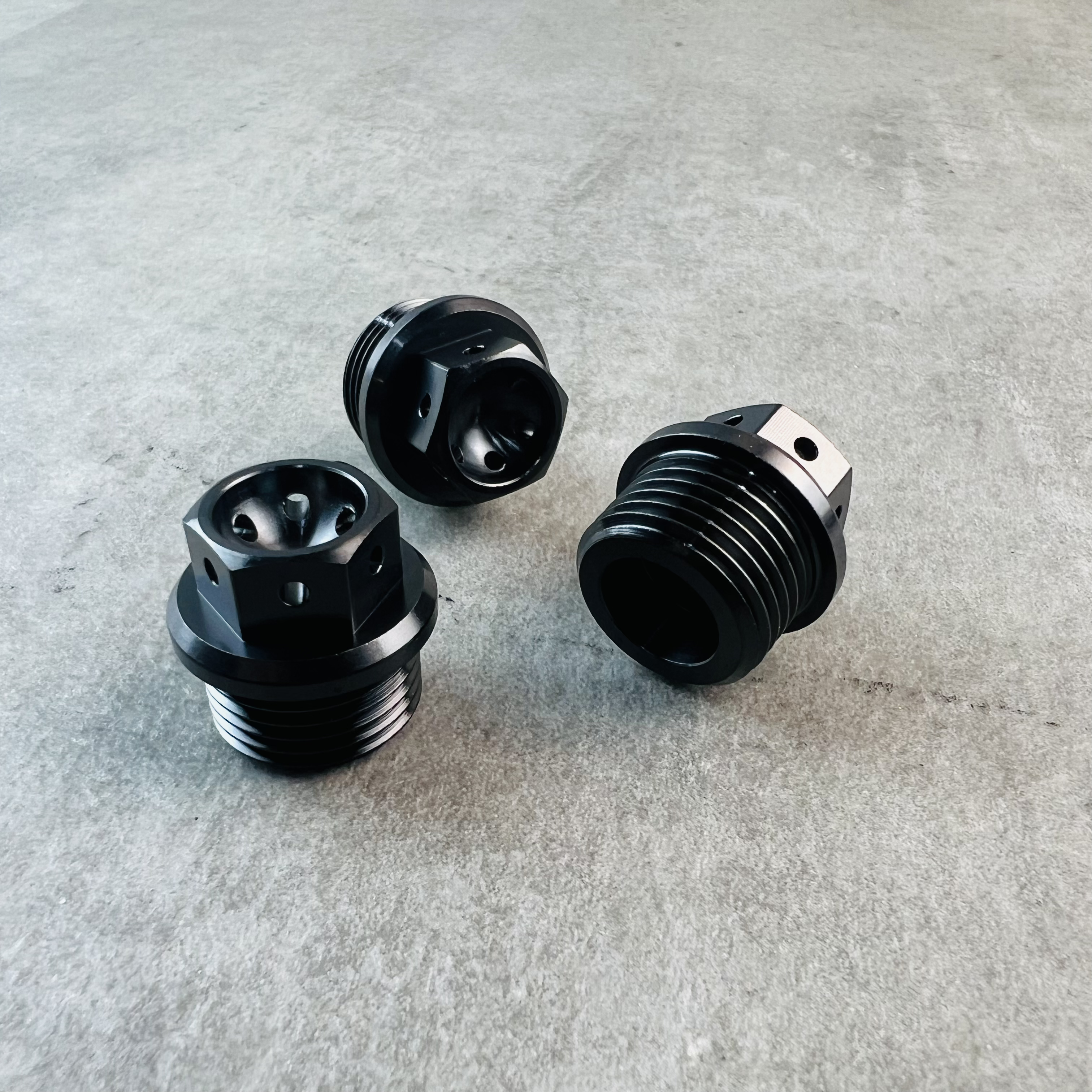 【YX部品】鈦合金 M18 含氧感知器螺絲