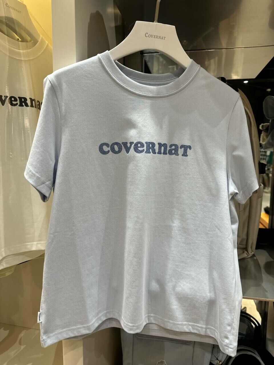 【COVERNAT】[YOSIGO] Tシャツ R6652 Multi Typographic T-Shirt Dark Navy - Covernat | 60% - Asian