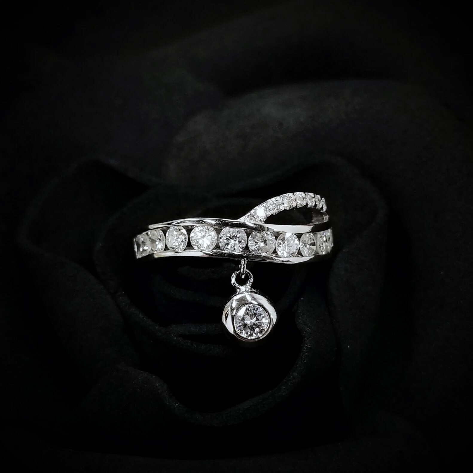 18K White Gold 0.91ct Diamond Ring