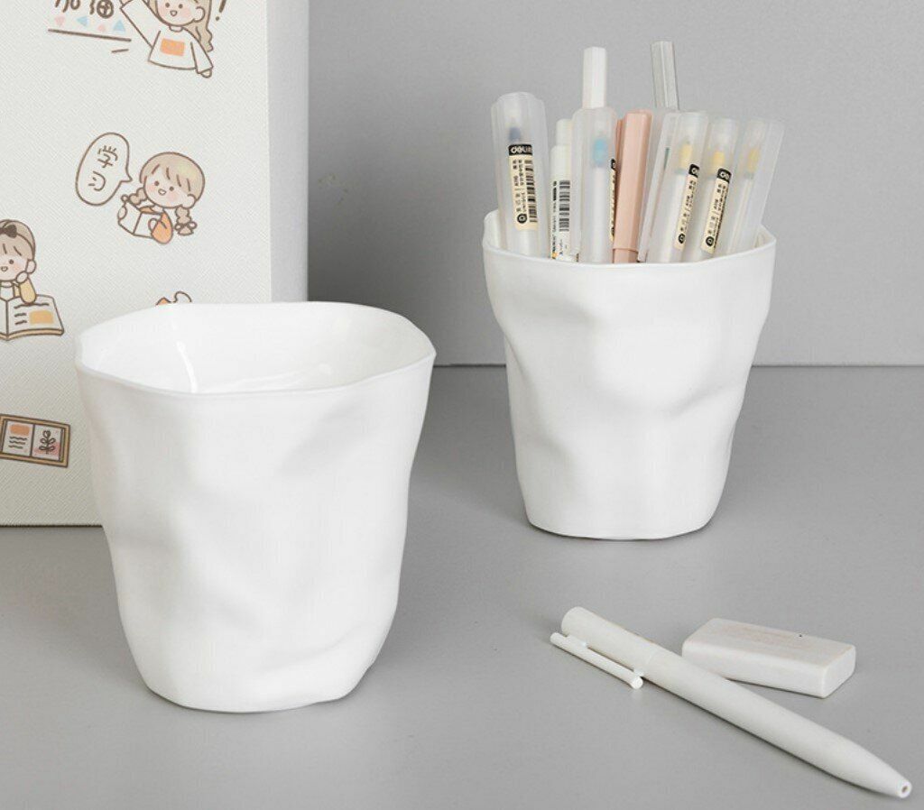 Hot selling unprinted style storage holder pen holder learning stationery storage bucket simple makeup brush holder trash can makeup brush storage lipstick lip pencil makeup brush storage box cosmetics and skin care products personal care product storage rack