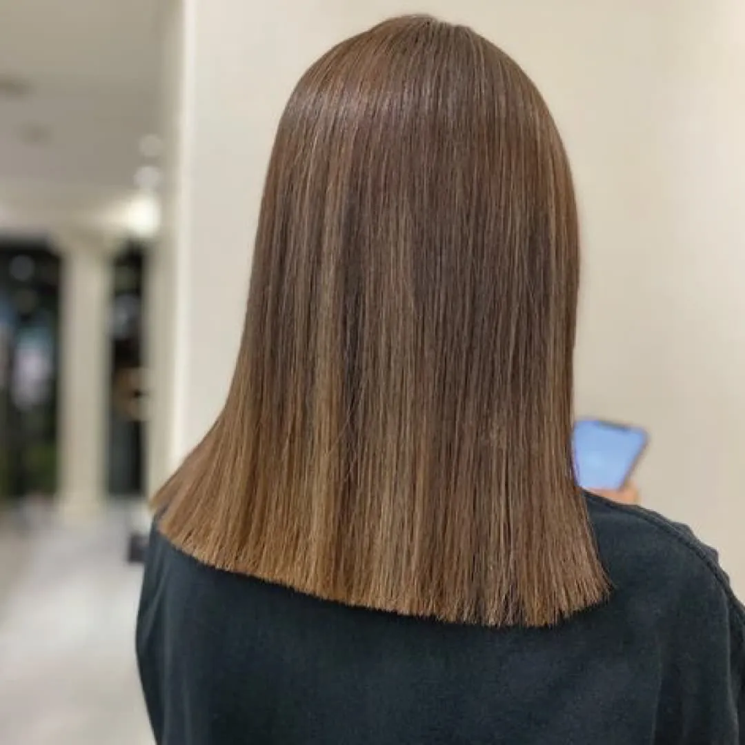 Hair Root Touch-Up Works by Hair Designer Misa at Round2 Salon