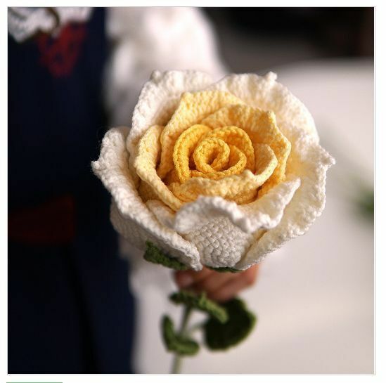 New giant wool hand-knitted crochet flower product (gradient yellow Thai rose)