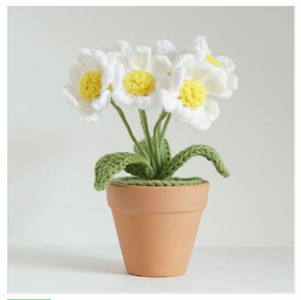New wool hand-knitted crochet flower mini potted plant (white yellow core, about 12.5cm high)