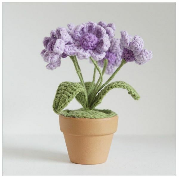 New wool hand-knitted crochet flower mini potted plant (purple, about 12.5cm high)