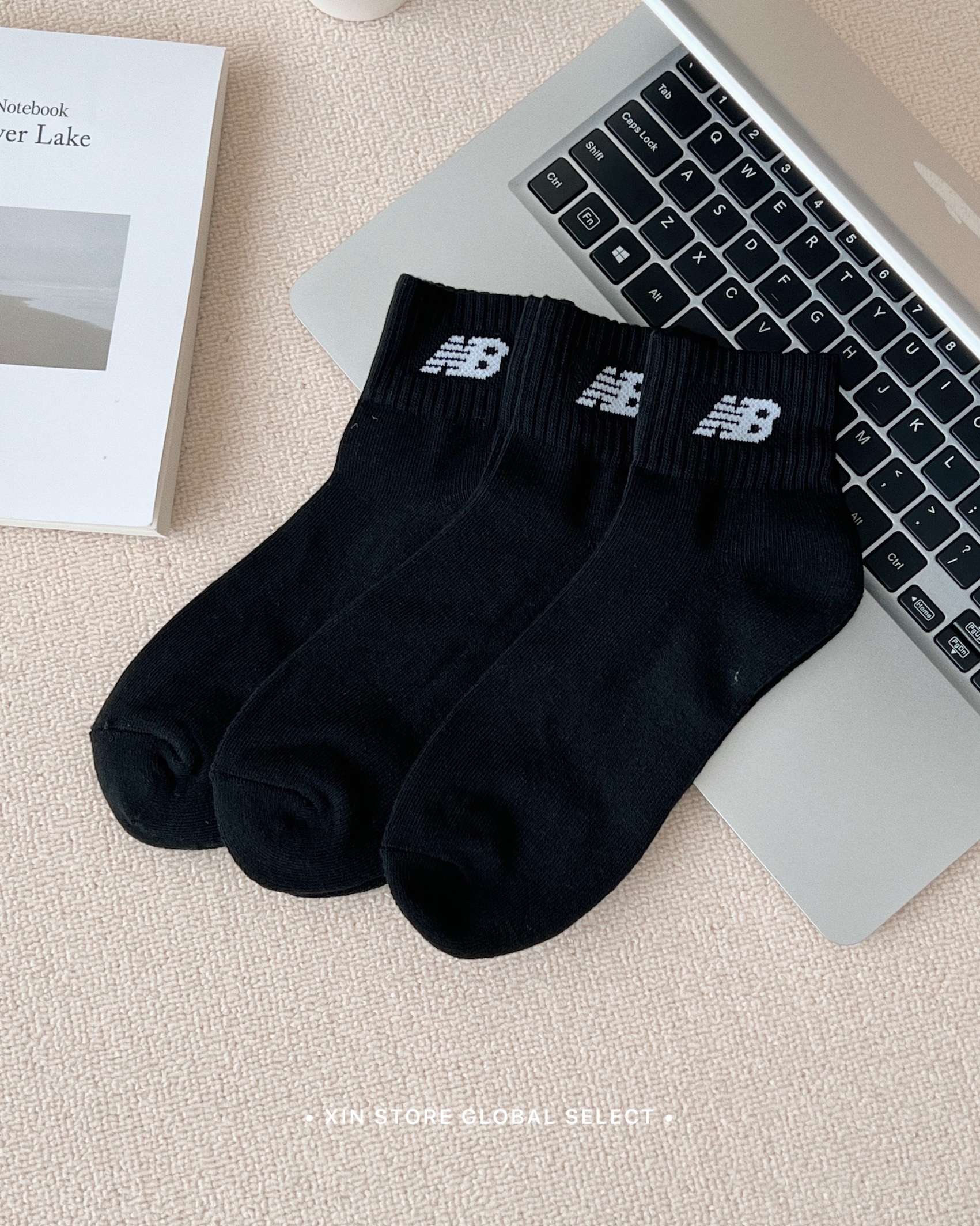 【現貨】New Balance NB Crew Socks 中筒襪 Logo 經典款 三入一組 黑 白