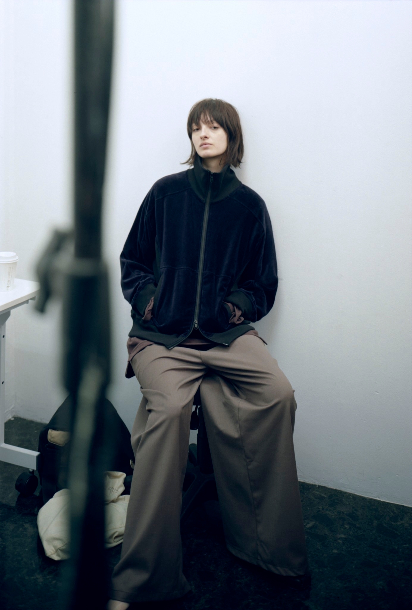 ANCELLM - WIDE EASY TUCK SLACKS / BEIGE