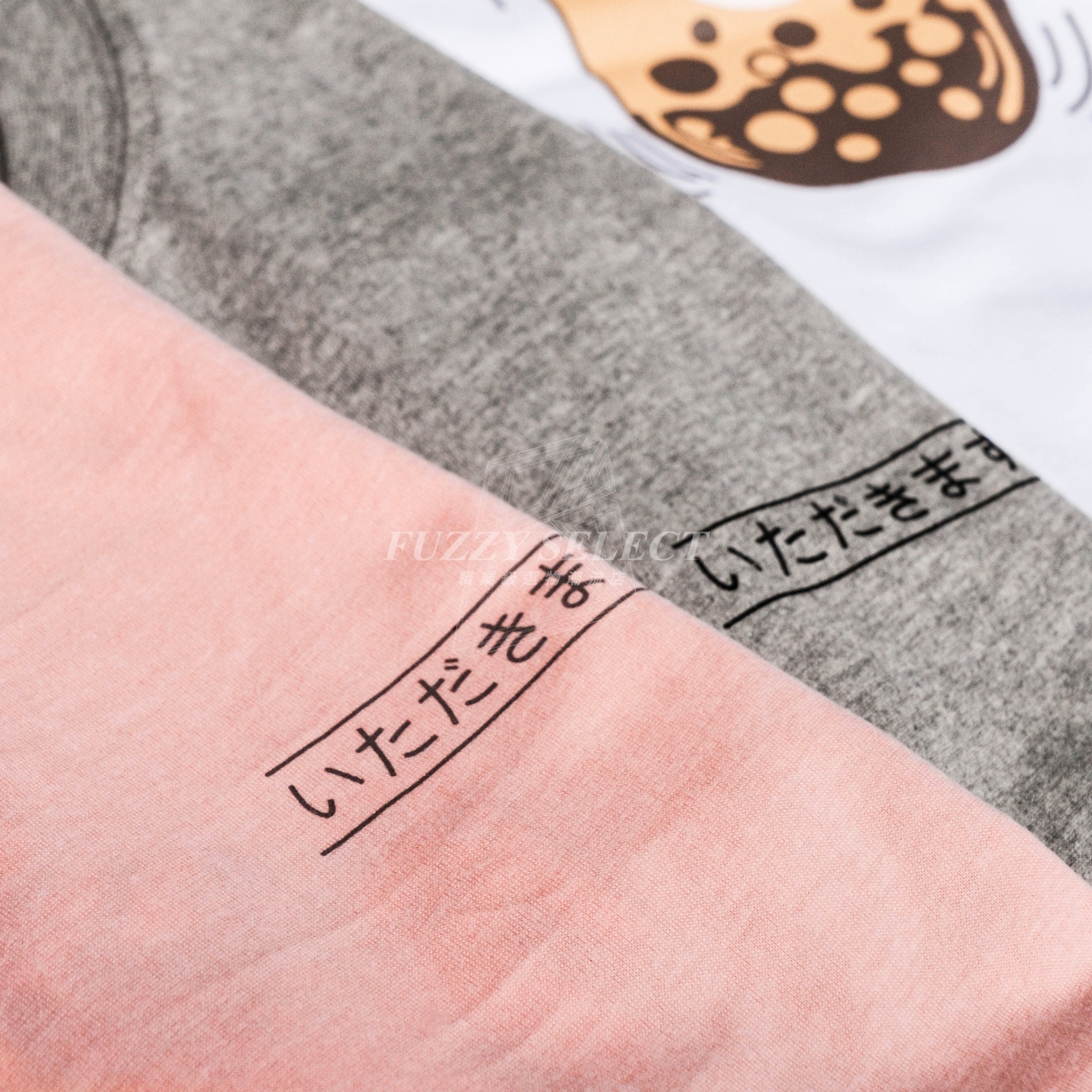 【逢甲 FUZZY】珍珠奶茶 Tee 潮流 日常 日式 圖案 珍奶 Logo 短T 短Tee 白 麻灰 珊瑚粉