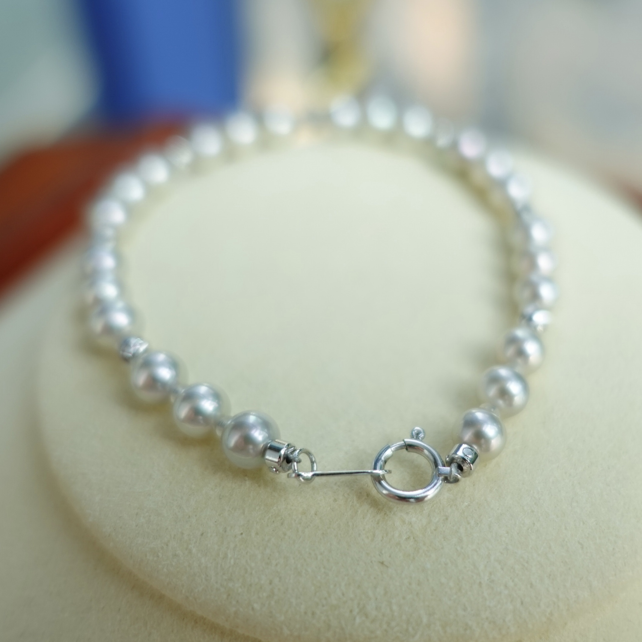 18K金Bling Bling日本天然銀藍色Akoya珍珠手鏈 (4.5-5mm)