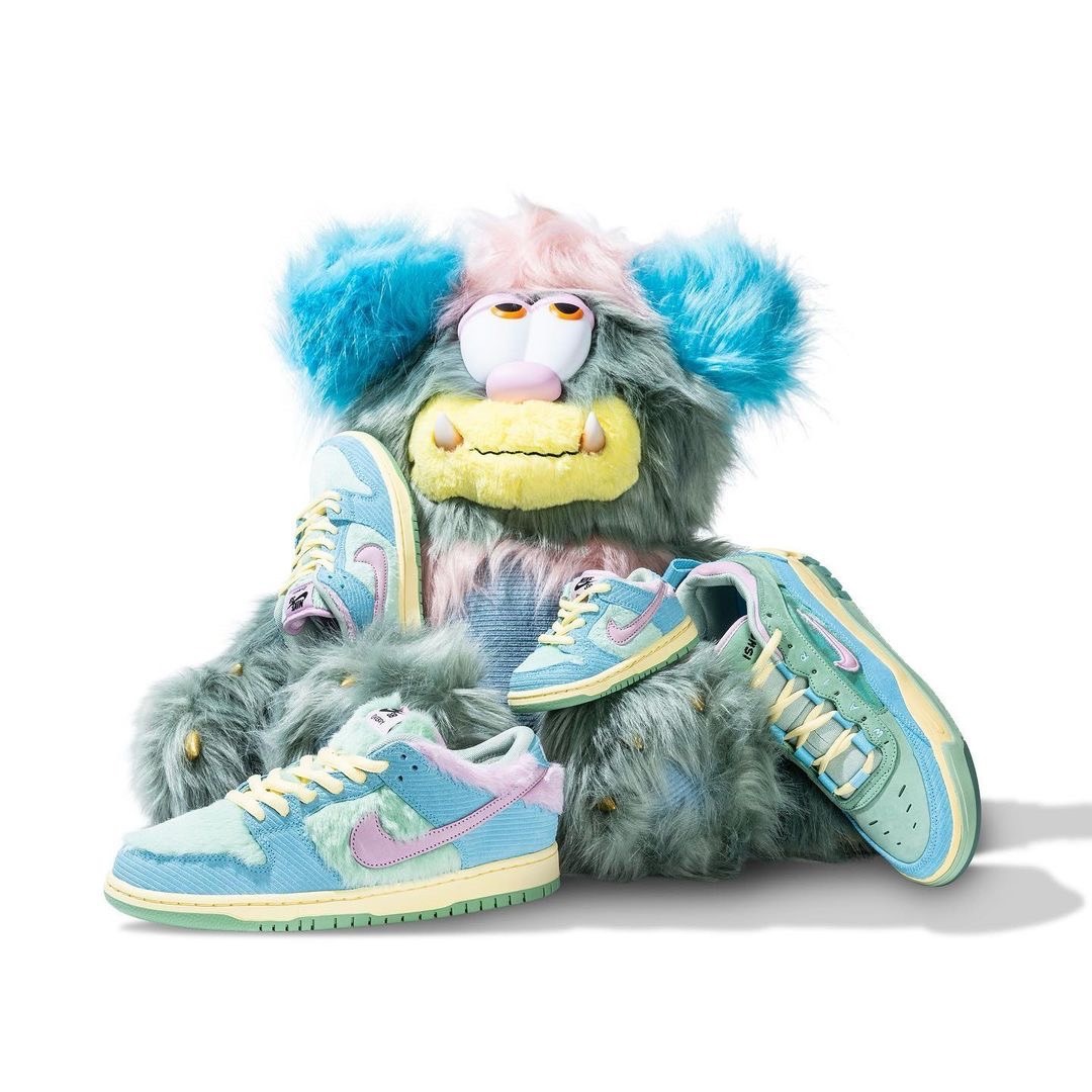 Verdy X Nike SB Dunk Low "VISTY" FN6040-400