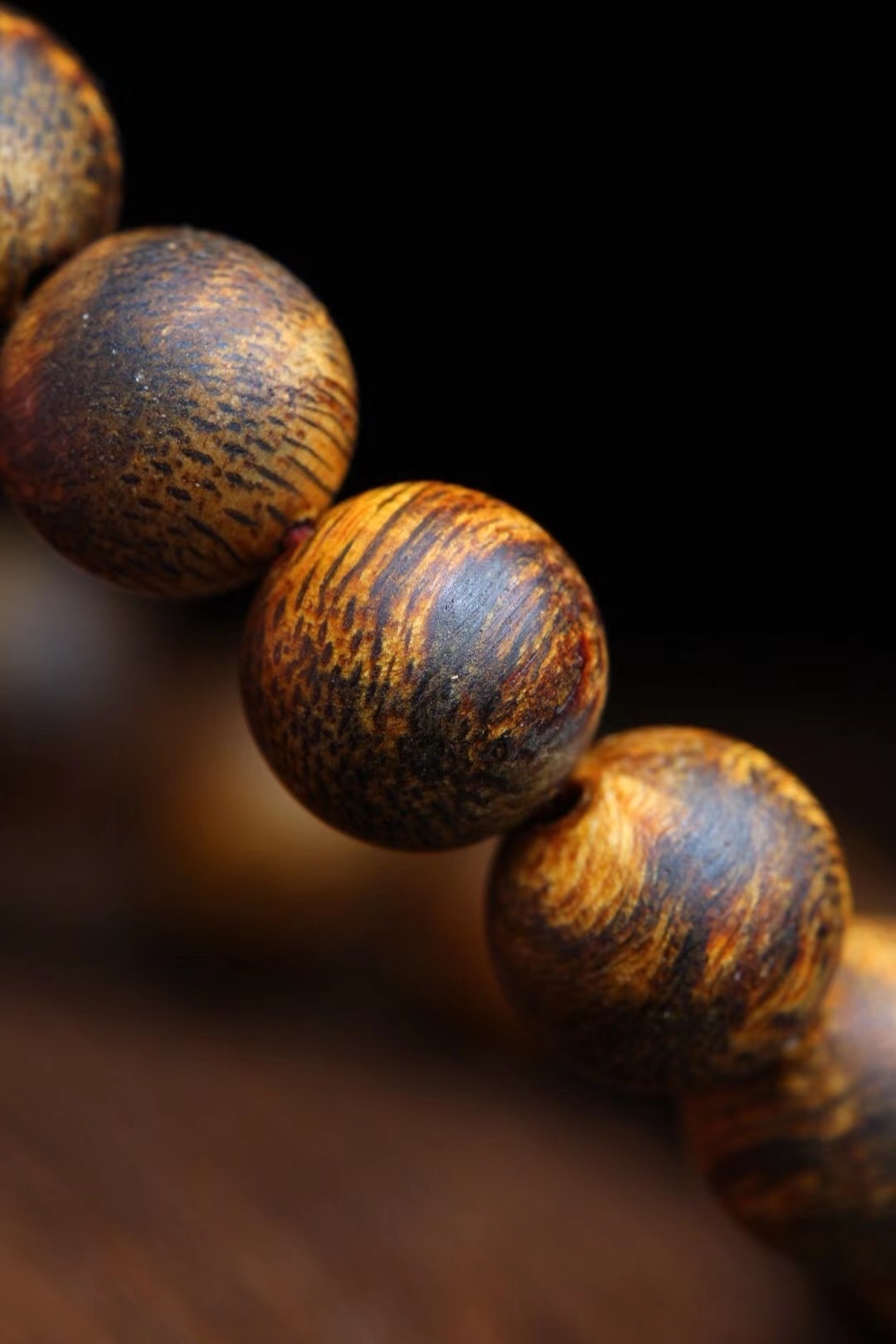 KyNam Hai Nam Agarwood Bracelet