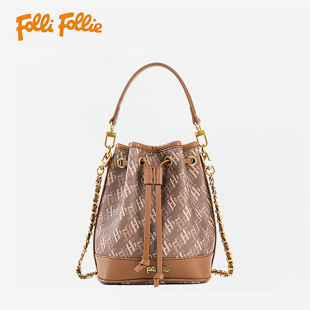 【Folli Follie 芙麗芙麗】SB23PYP013GR 咖啡色 歐風優雅 時尚潮流 氣質 牛皮 PVC 老花 手提 肩背 水桶包