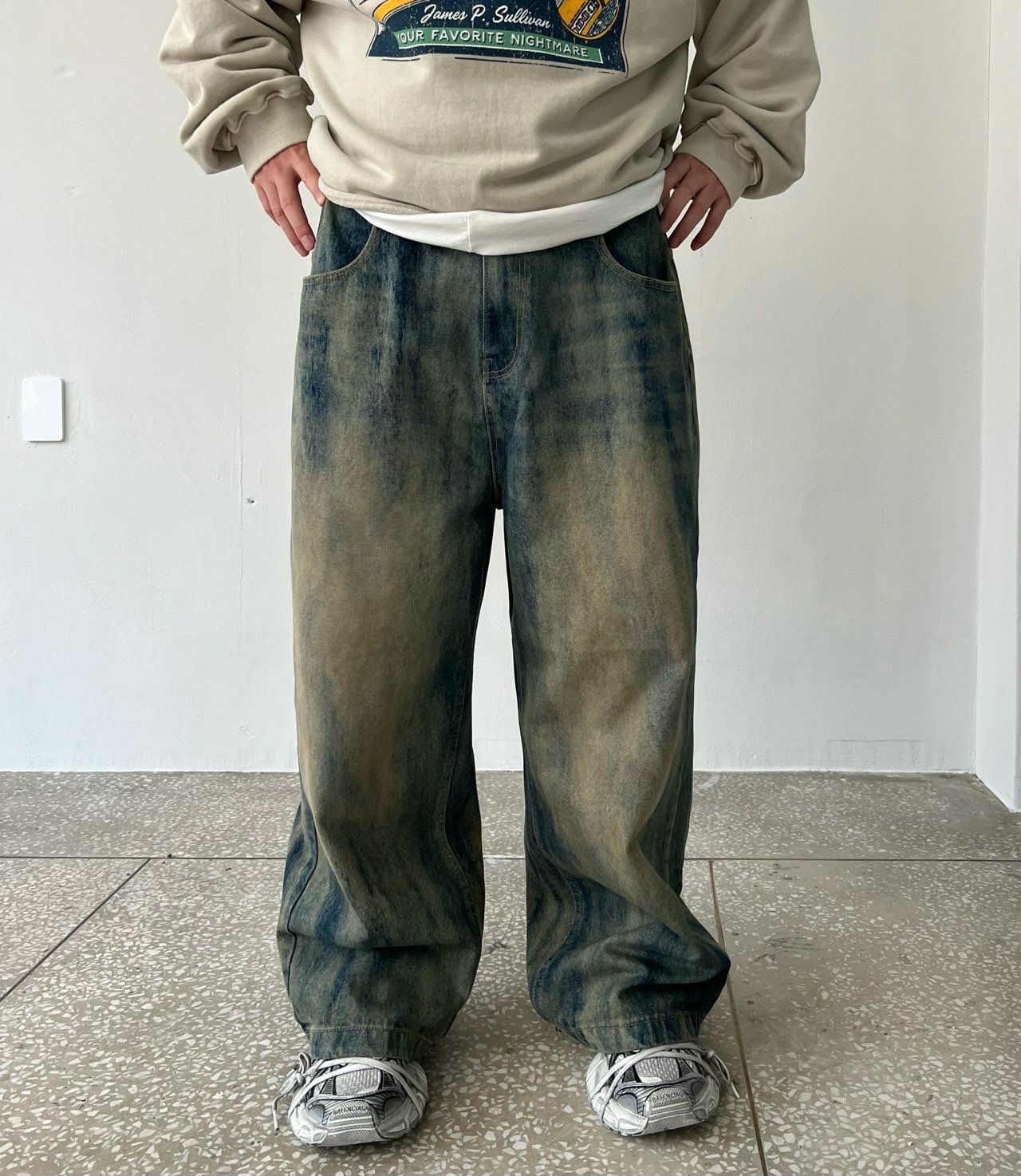 洗水淨色鬆身牛仔褲 Votus-048P