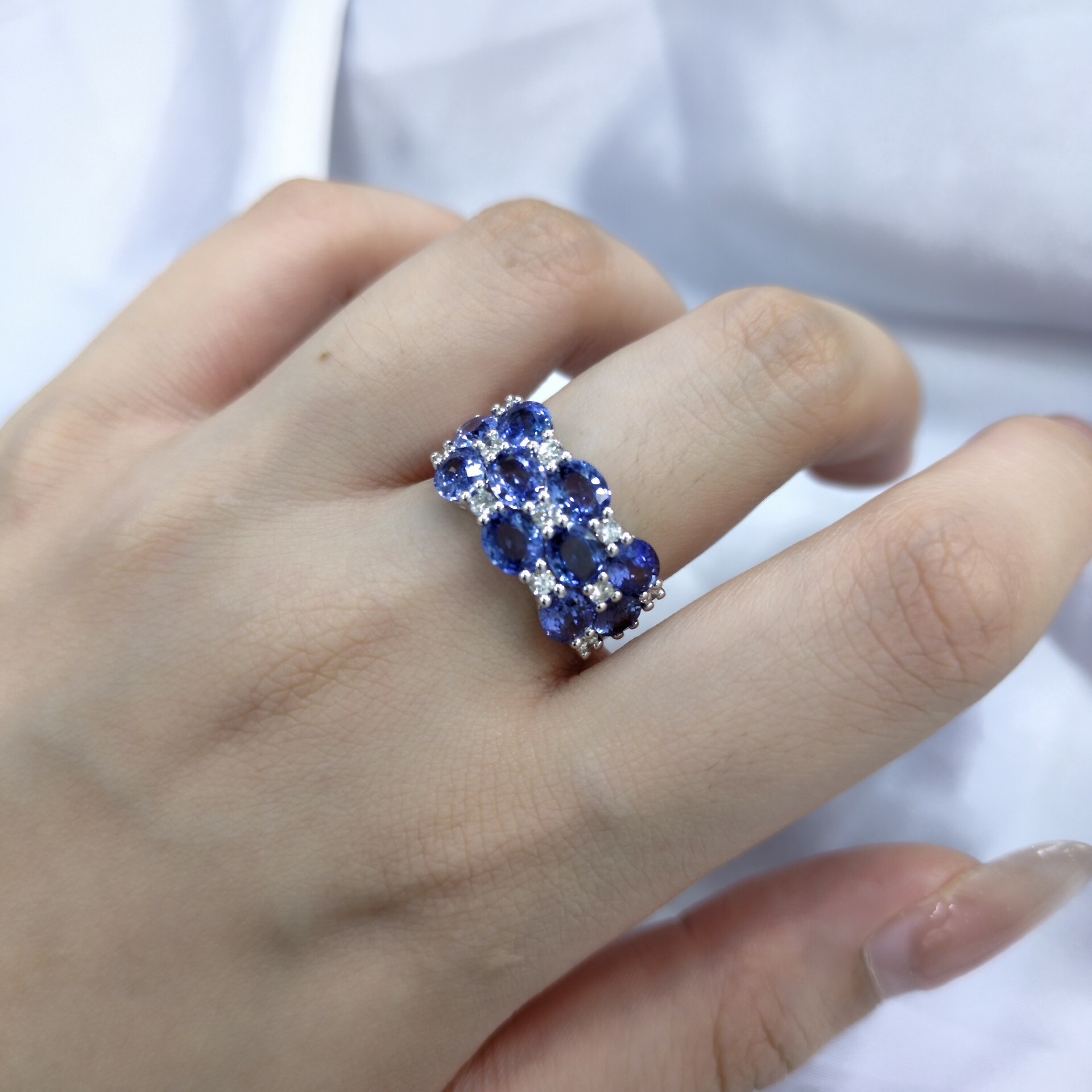 18K White Gold 4.34ct Sapphire and Diamond Ring