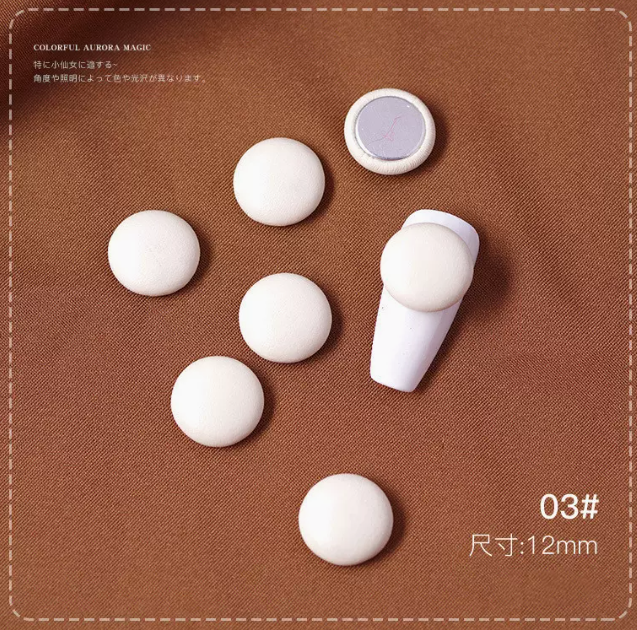 Hot Recommended Nail Art Accessories: Retro Small Fragrance Buttons 03# (pack of 5 pieces)