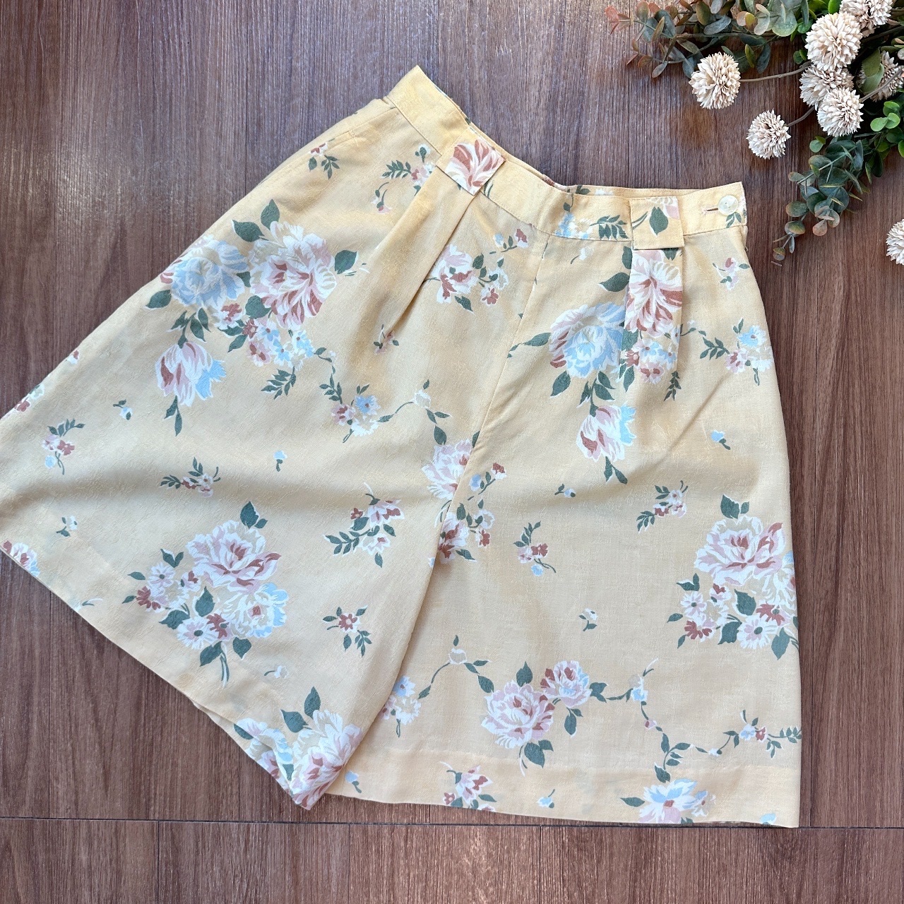 奶油曲奇水彩玫瑰古着短褲