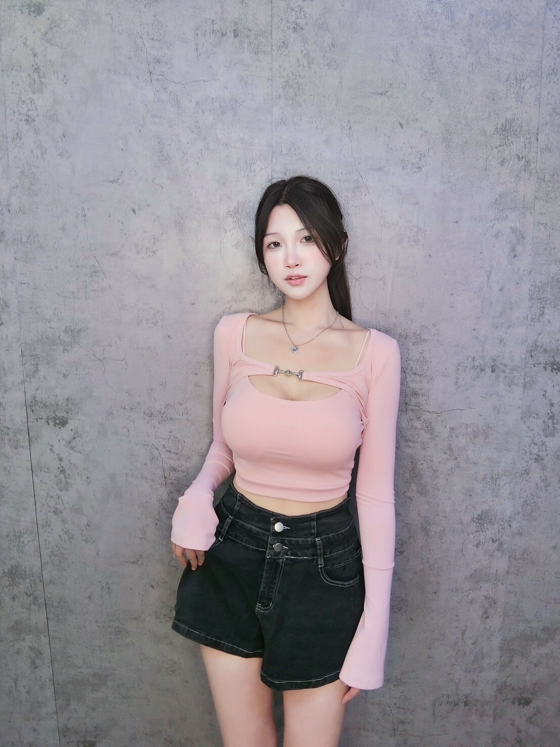 縫線愛心牛仔短褲