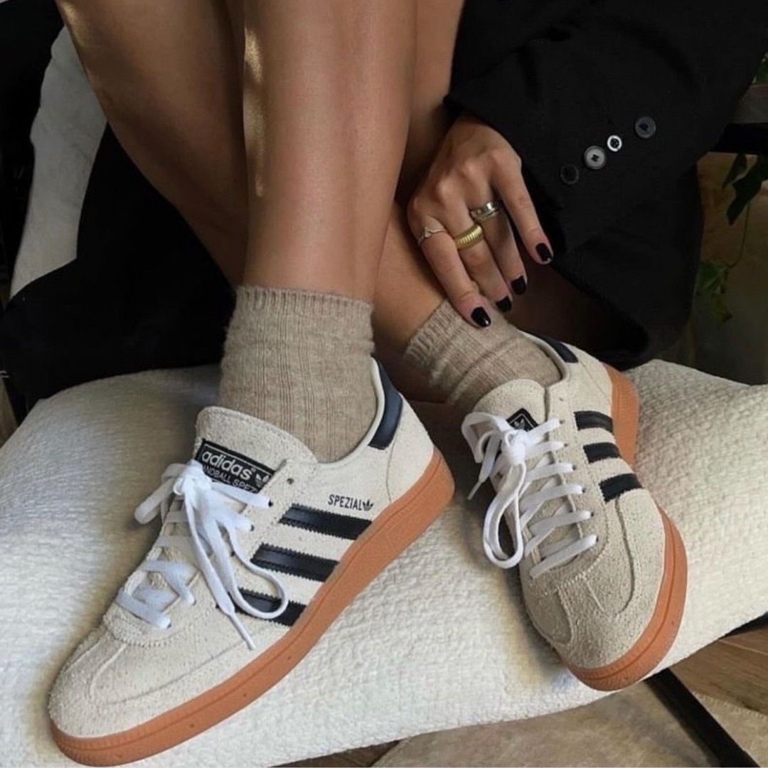 【逢甲FUZZY】W Adidas Originals Handball Spezial 焦糖米灰 麂皮 IF6562