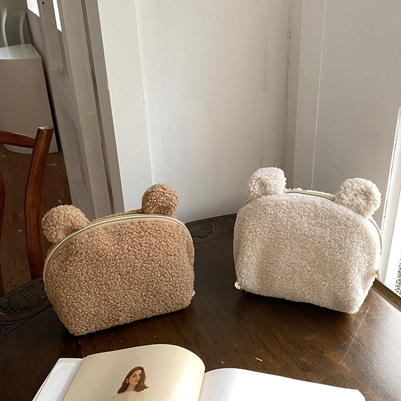 《4783》毛茸茸熊熊造型拉鍊化妝品收納包