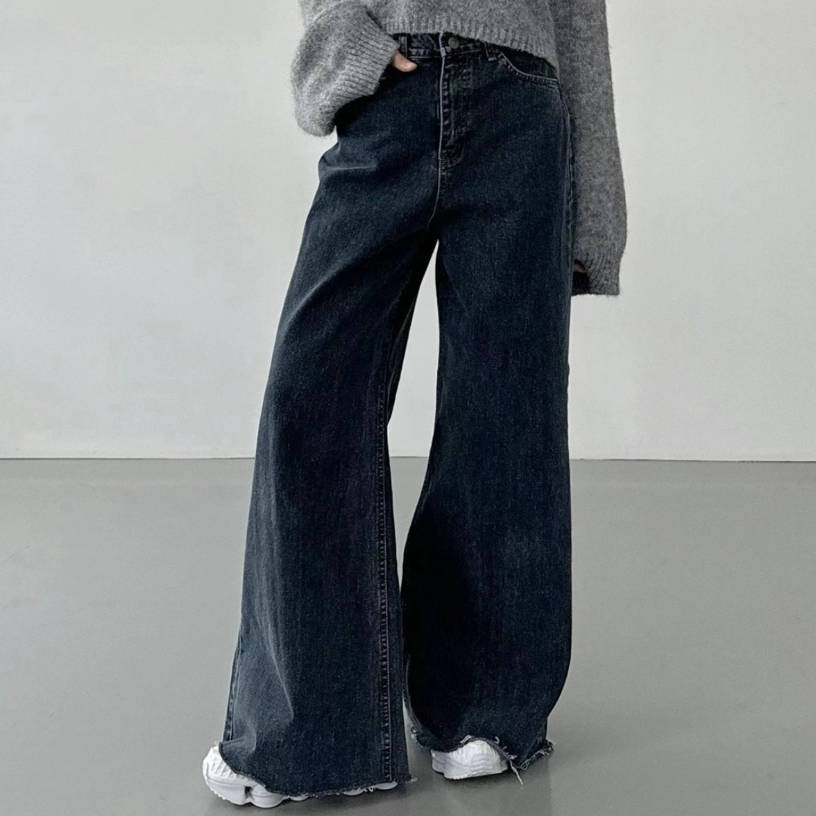 【優惠預訂】韓國深黑藍闊腳牛仔褲