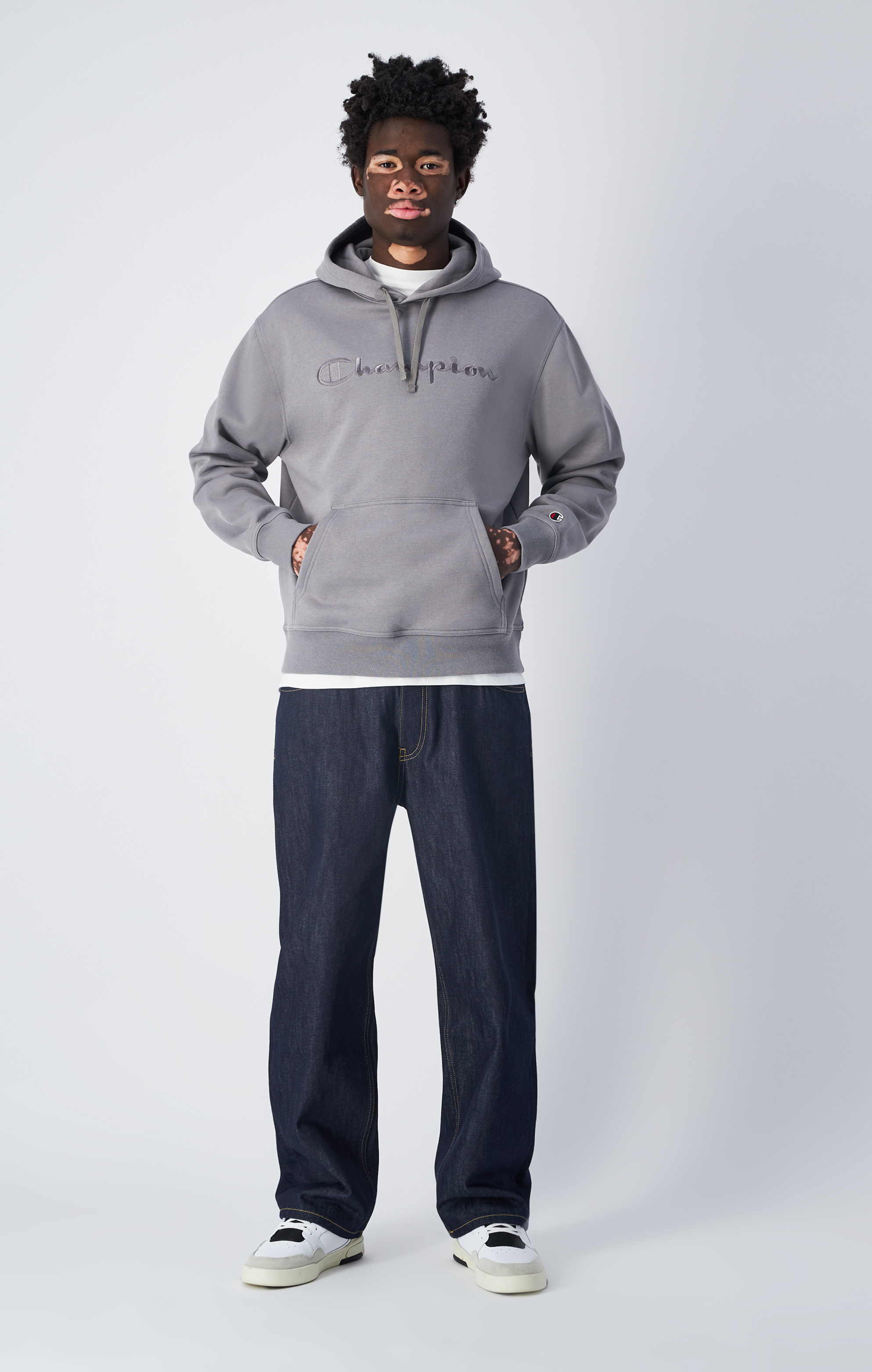 【強力主打款】男款- LEGACY經典LOGO同色刺繡連帽衛衣-灰色（220271-ES072）