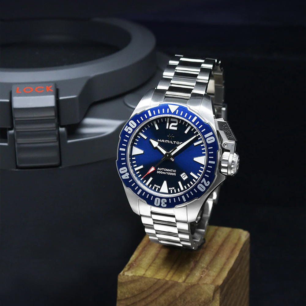 【Hamilton 漢米爾頓】FROGMAN AUTO卡其海軍系列 H77705145 鏤空錶蓋 夜光指針 日期顯示 機械腕錶
