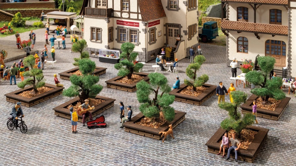 Noch 21546 Ornamental Bushes