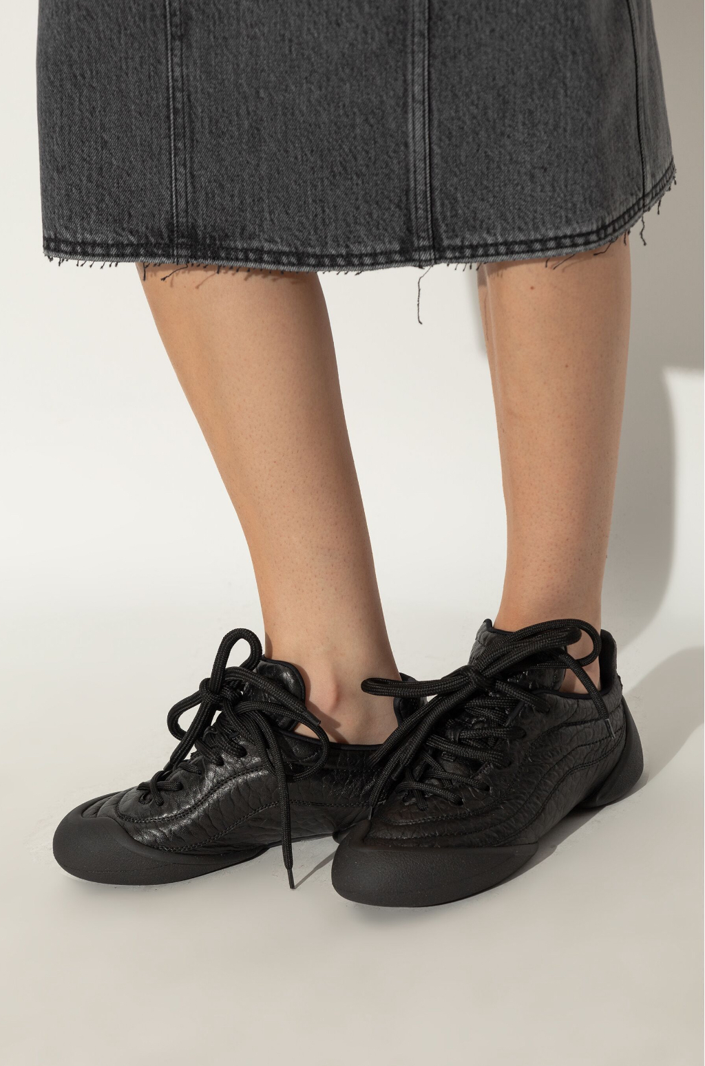 【関税&送料込】Alexander Mcqueen Flexion Sneaker 27562392_57393952_600.jpg