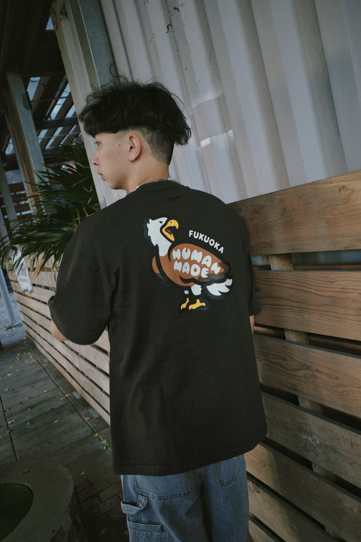<潮流男女孩們撿便宜囉🔥>HUMAN MADE <日本福岡門市限定>老鷹 短袖上衣  此為白色款 黑色示範穿搭圖