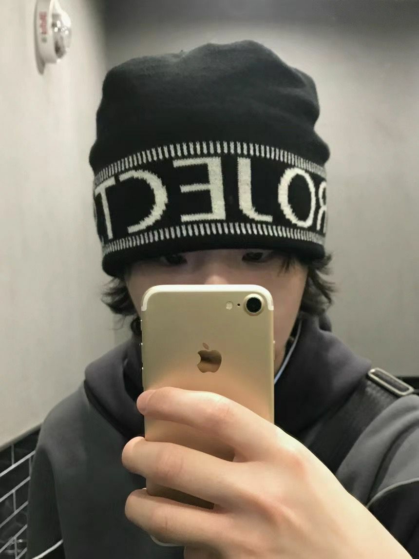 英文字針織冷帽 Seeot-006H