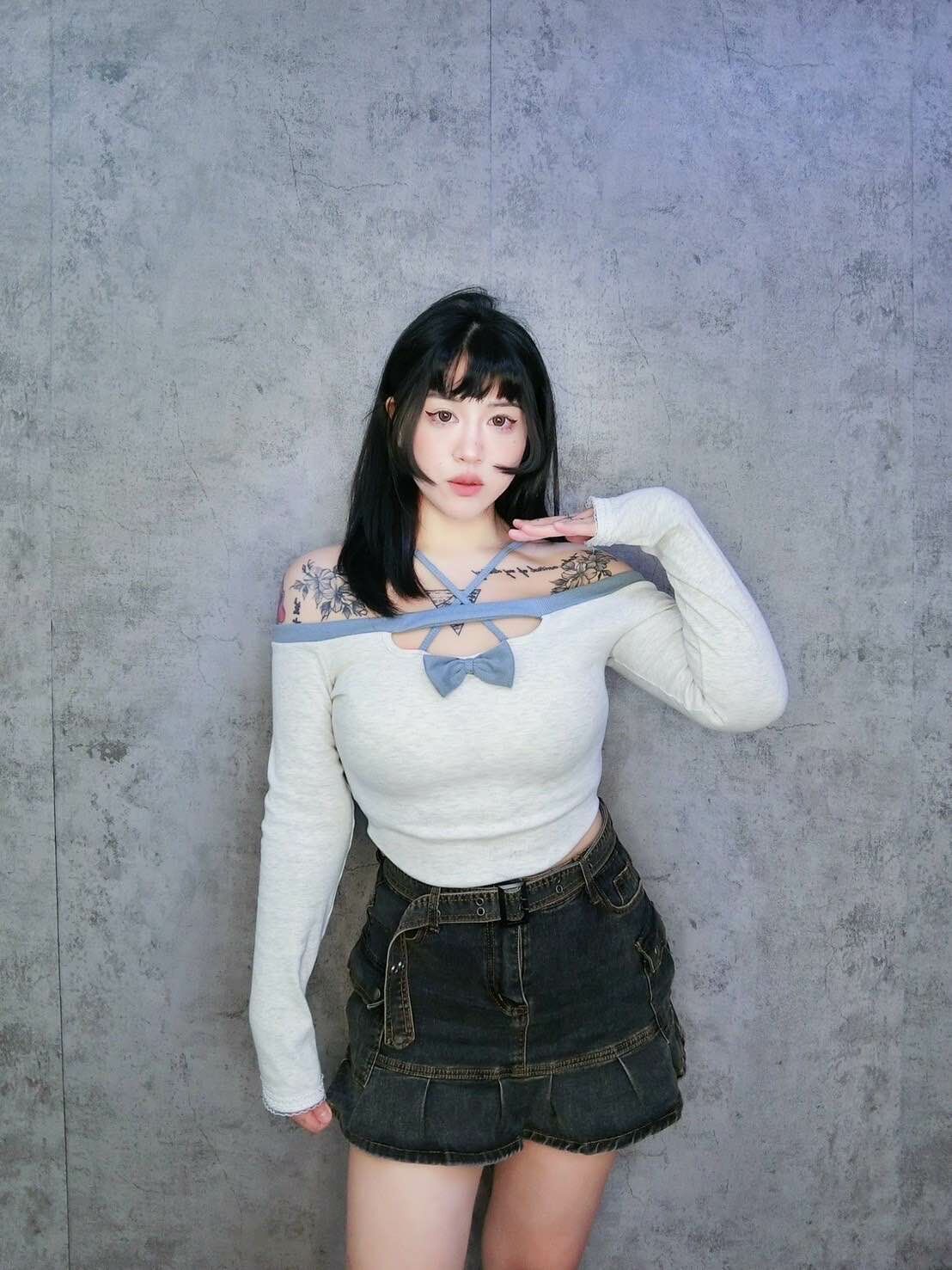 綠茶系蝴蝶結蛋形下擺修身一字領🍭自訂款