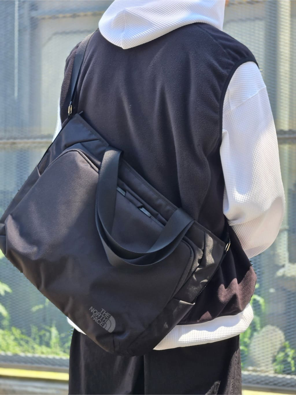 日本 TNF Shuttle Tote 兩用托特包