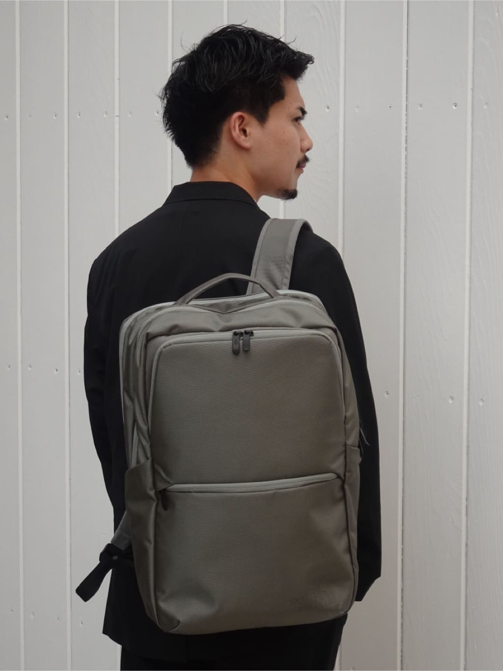 新品未使用 THE NORTH FACE Shuttle Daypack 25L s-l400.jpg