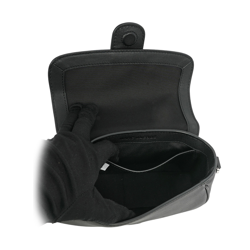 【MARC JACOBS】THE CLOVER 黑釦平滑皮革翻蓋二用包(黑色) 2P4HSH035H02 001