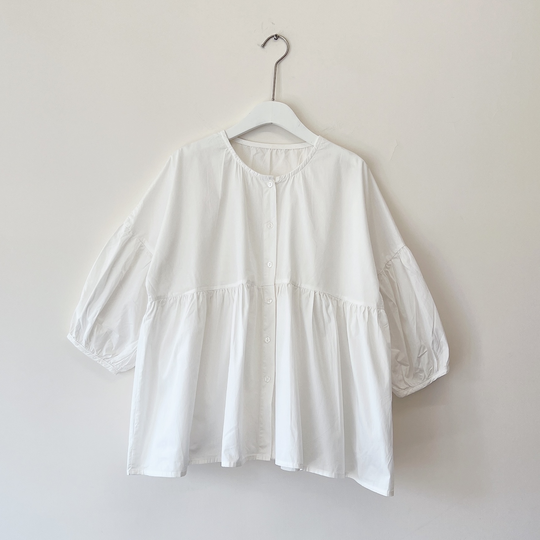 現貨 | 泡泡袖傘型上衣 (三色入)