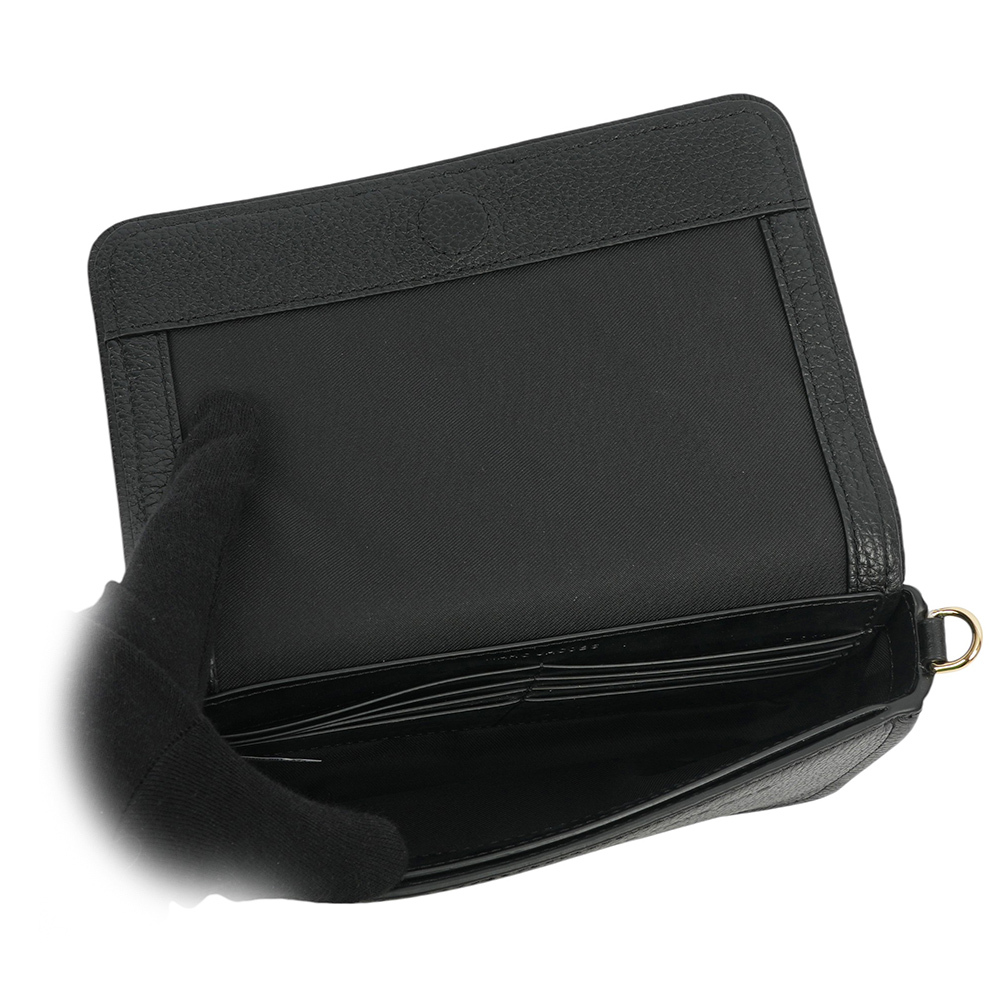 【MARC JACOBS】粒面皮革迷你斜背包WOC/手拿包(黑色) 2S4SMN080S02 001