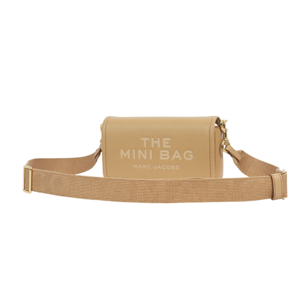 【MARC JACOBS】粒面皮革迷你斜背包WOC/手拿包(駝色) 2S4SMN080S02 230