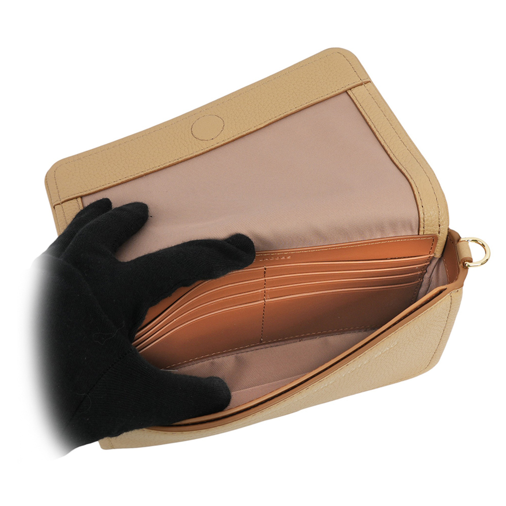 【MARC JACOBS】粒面皮革迷你斜背包WOC/手拿包(駝色) 2S4SMN080S02 230