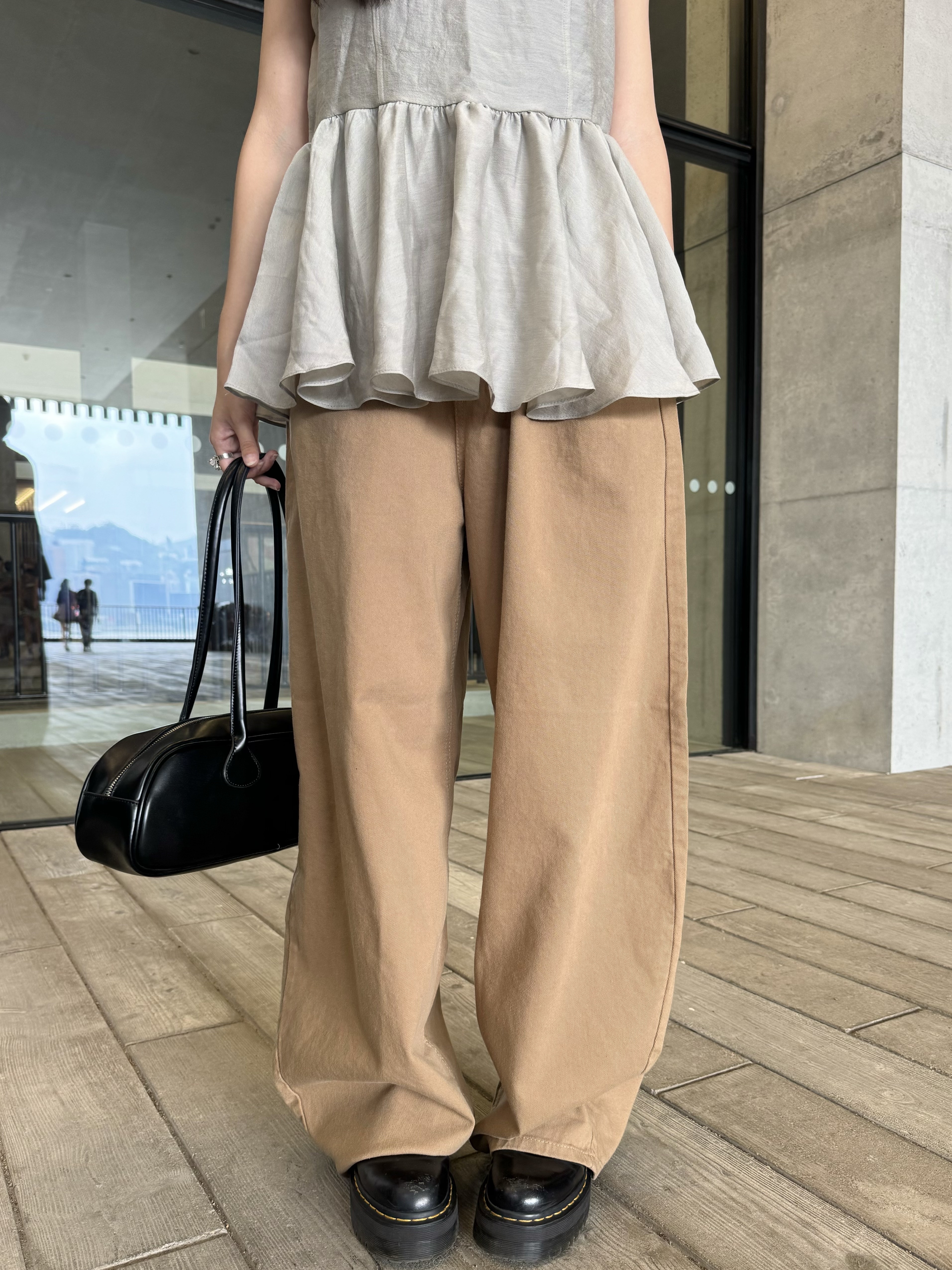 [𝟓色入] 正色牛仔波波形褲( 𝐁𝐄𝐈𝐆𝐄/ 𝐊𝐇𝐀𝐊𝐈 / 𝐁𝐋𝐀𝐂𝐊 )