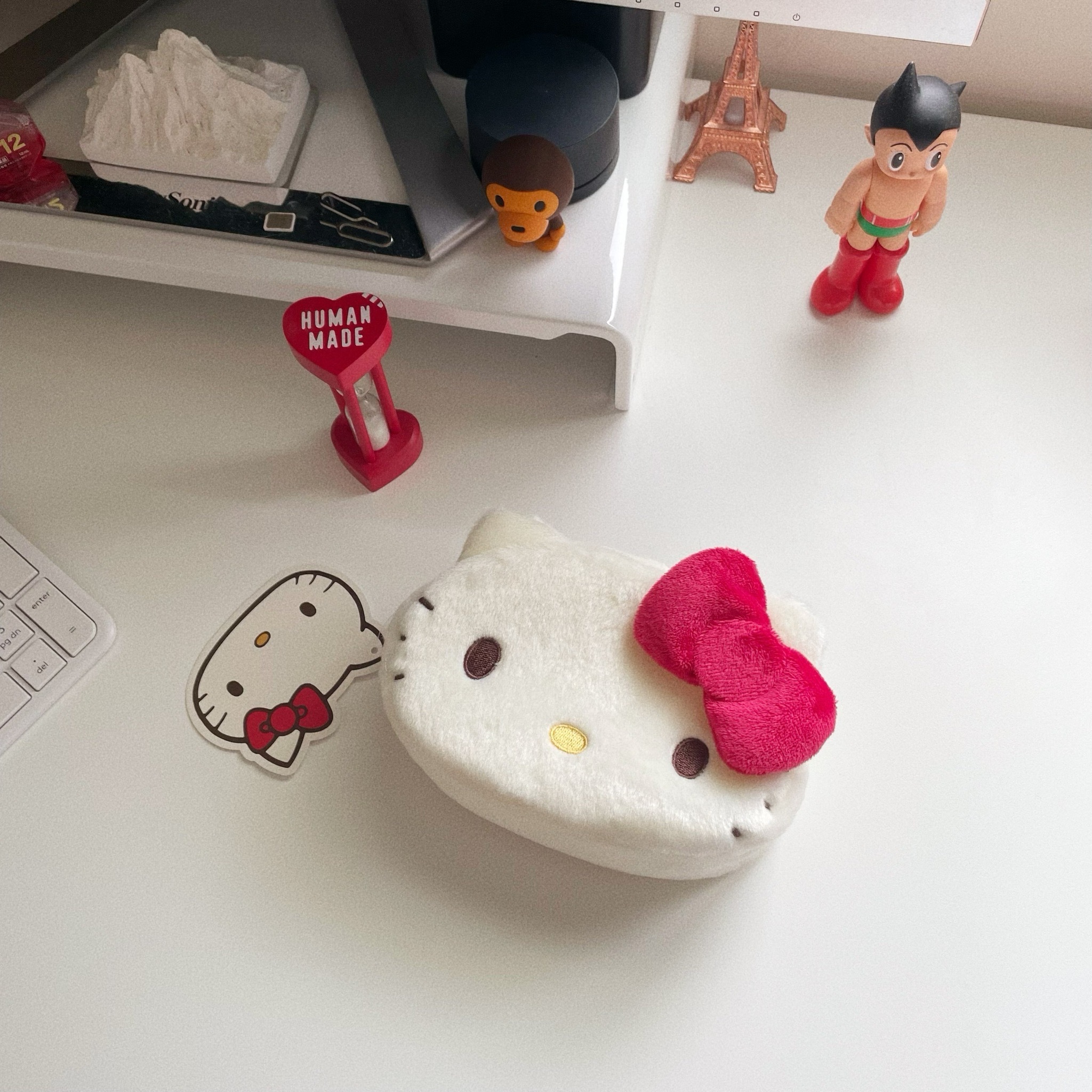 日本限定 Hello Kitty 三麗鷗 凱蒂貓 70s 化妝包 收納 小包