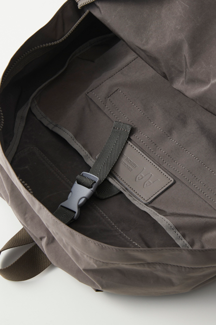 AMIACALVA SPLIT YARN BACKPACK GRAY - M