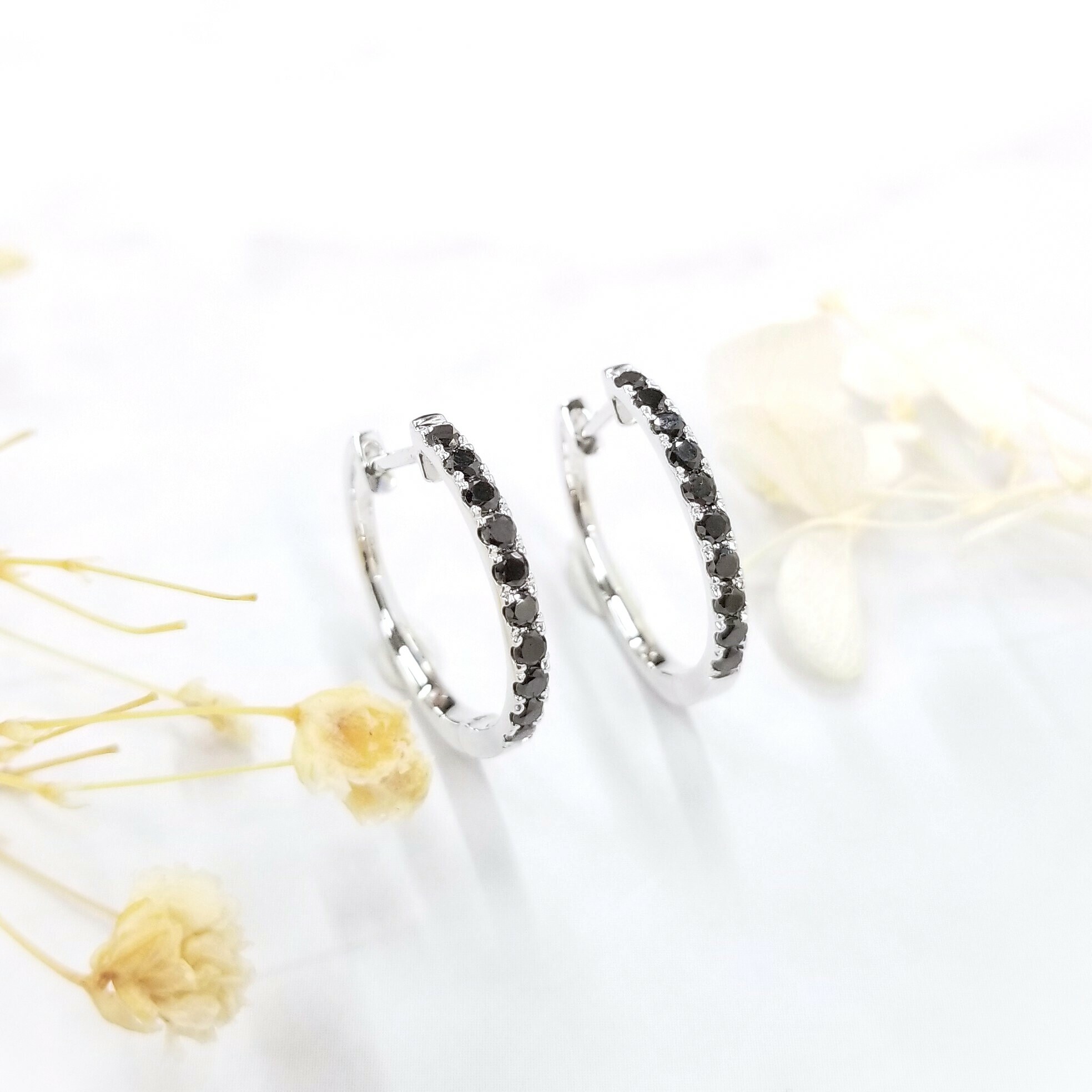 18K White Gold 0.41ct Black Diamond Earrings