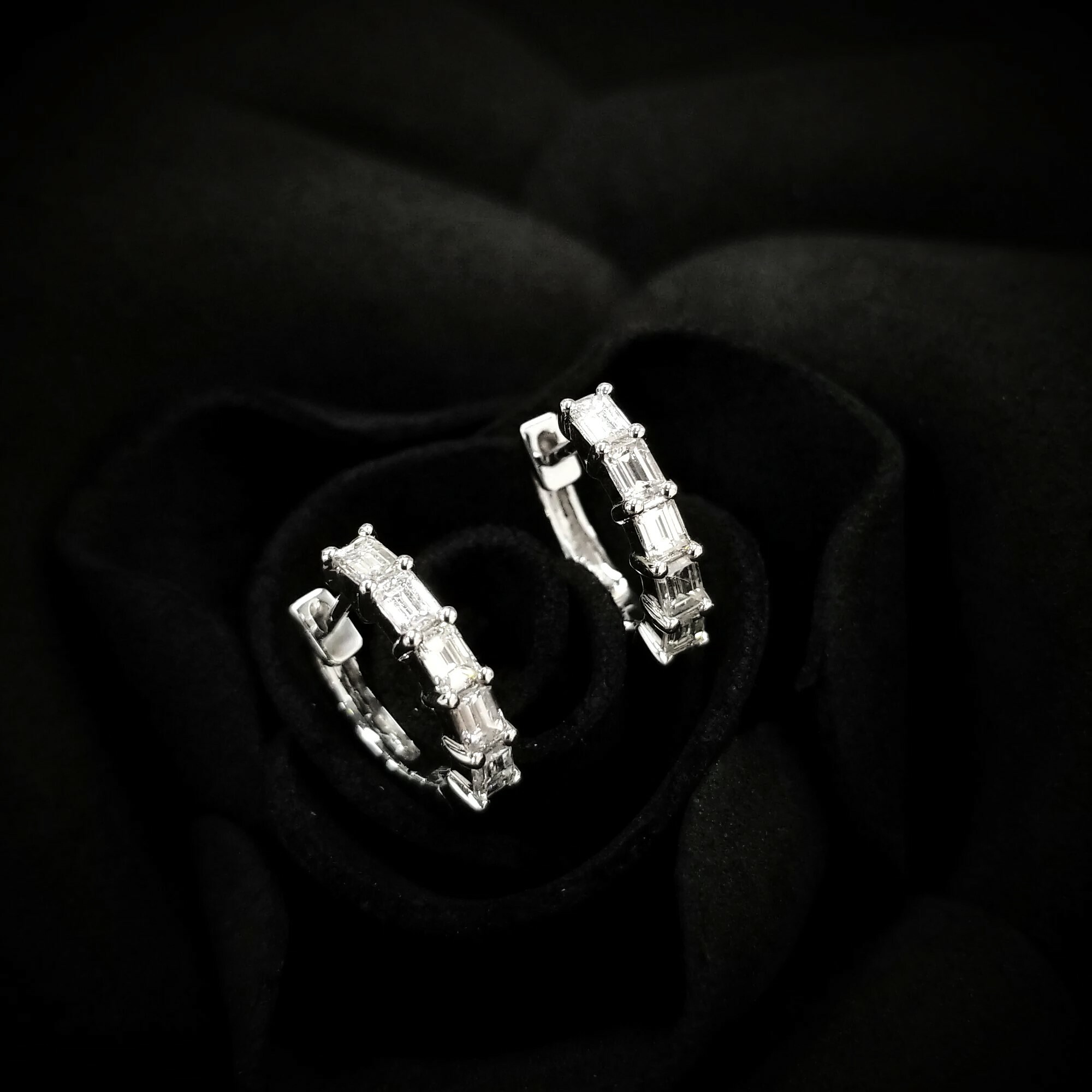 全新18K白金58份鑽石圈耳環