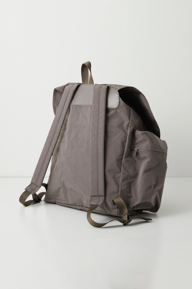 AMIACALVA SPLIT YARN BACKPACK XL - GRAY