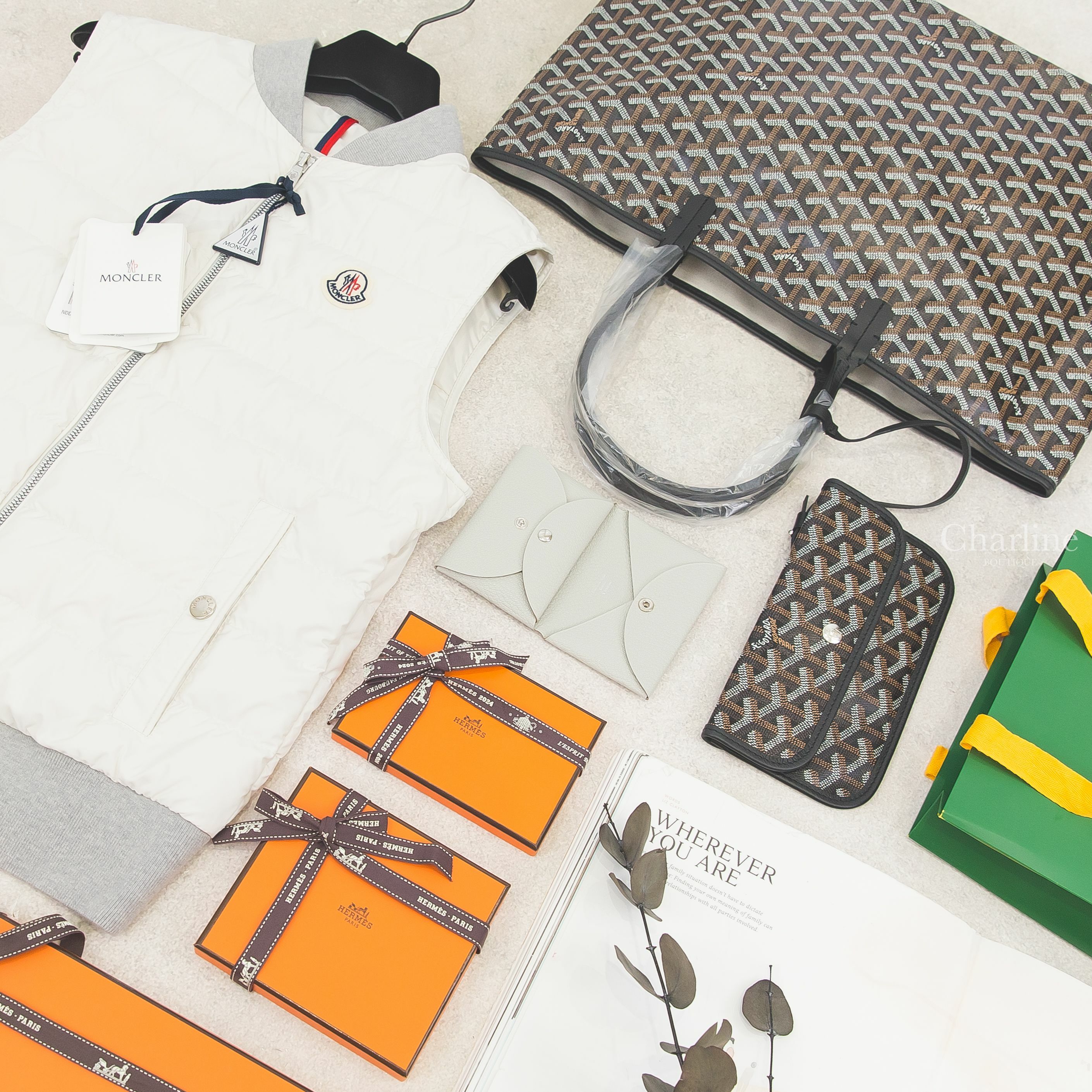 Hermès Calvi Duo Compact Card Holder 珍珠灰山羊皮信封釦式零錢袋卡片夾,Goyard Saint Louis Pm Bag 黑色黑提把小型無拉鍊托特包-Charline Boutique 精品代購